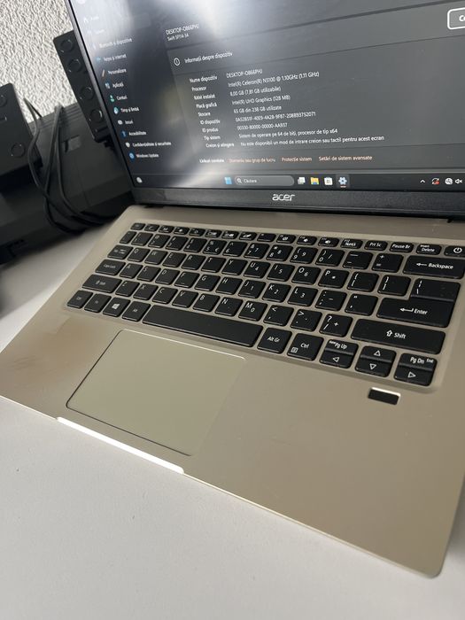 Vand Laptop Acer + Volan cu pedale