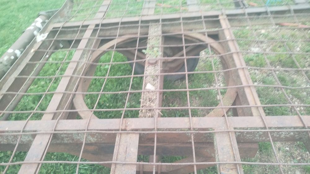 Vând remorca pentru tractor