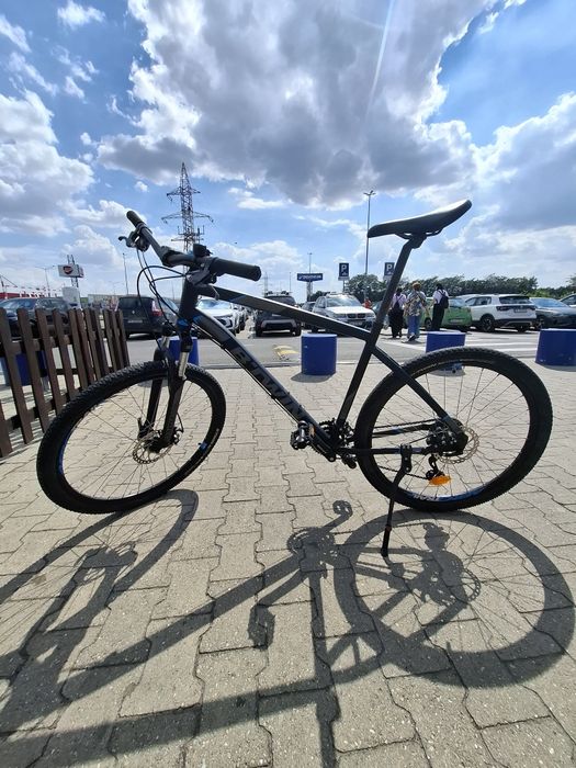Bicicleta de vânzare