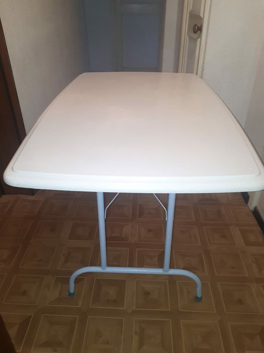 Кухонный стол складной