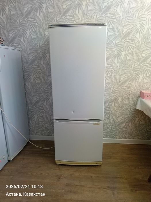 Продам холодильник