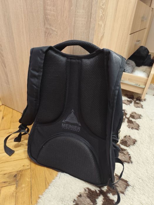 Ученическа раница и естествена кожа раница