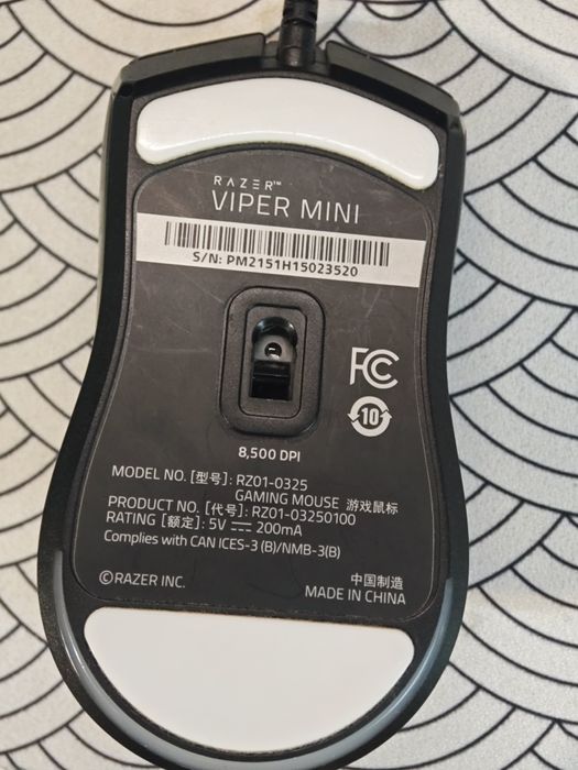 Продам игровую мышь Razer viper mini