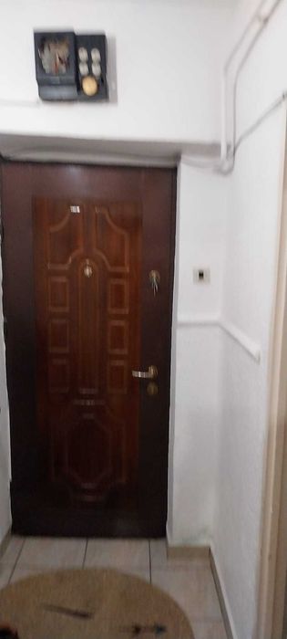 Vând apartament  in Micro 5