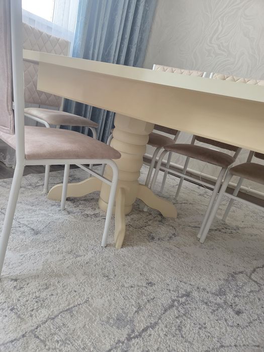 Продам стол раздвижной