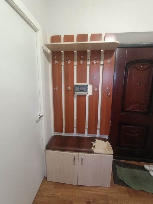 Срочно продам прихожую