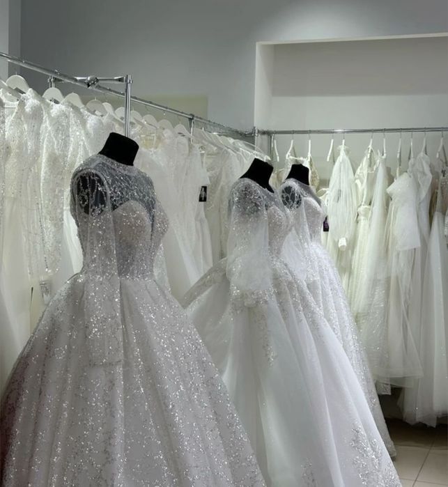 Продаю свадебные платья в связи с закрытием бутика