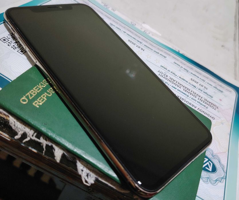 Iphone xs max 256 gold