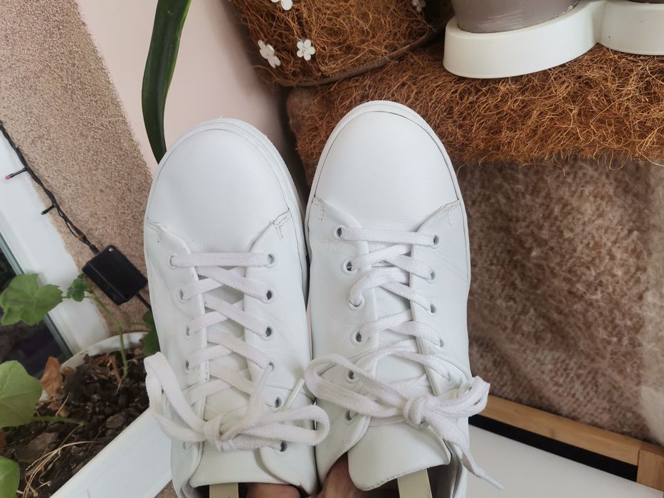 Спортни обувки Mansfield 41н Естествена кожа