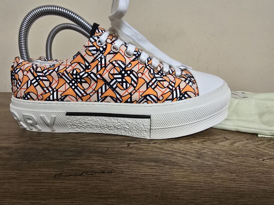 Burberry страхотни дамски сникърси кецове