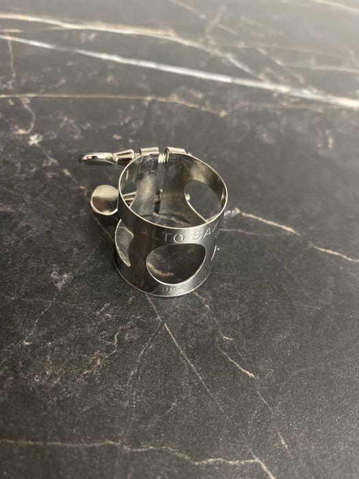 Лигатура для саксафона альт