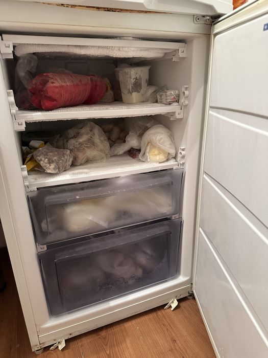 Продам б/у холодильник