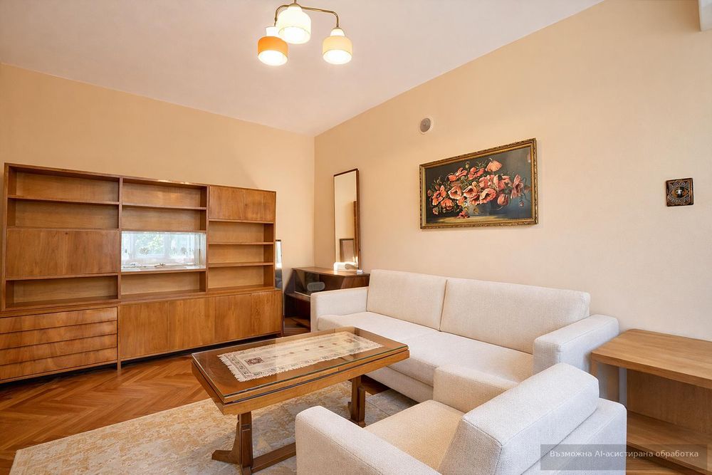 Двустаен апартамент под наем в Център