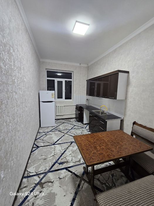2 хонали 2 каватда жойлашган квартира сотилади. 5 каватли янги гиштли