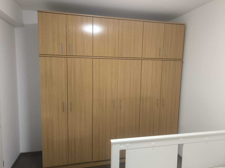 Mobilă dormitor IKEA – set complet, ca nou