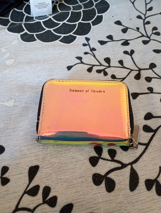 Калъф за лични документи