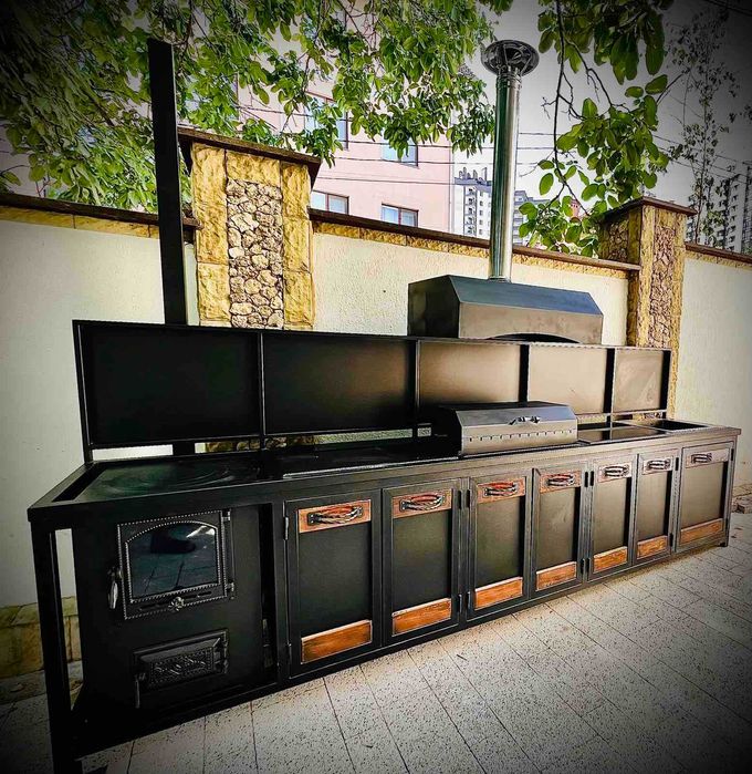 Grătar multifuncțional din metal