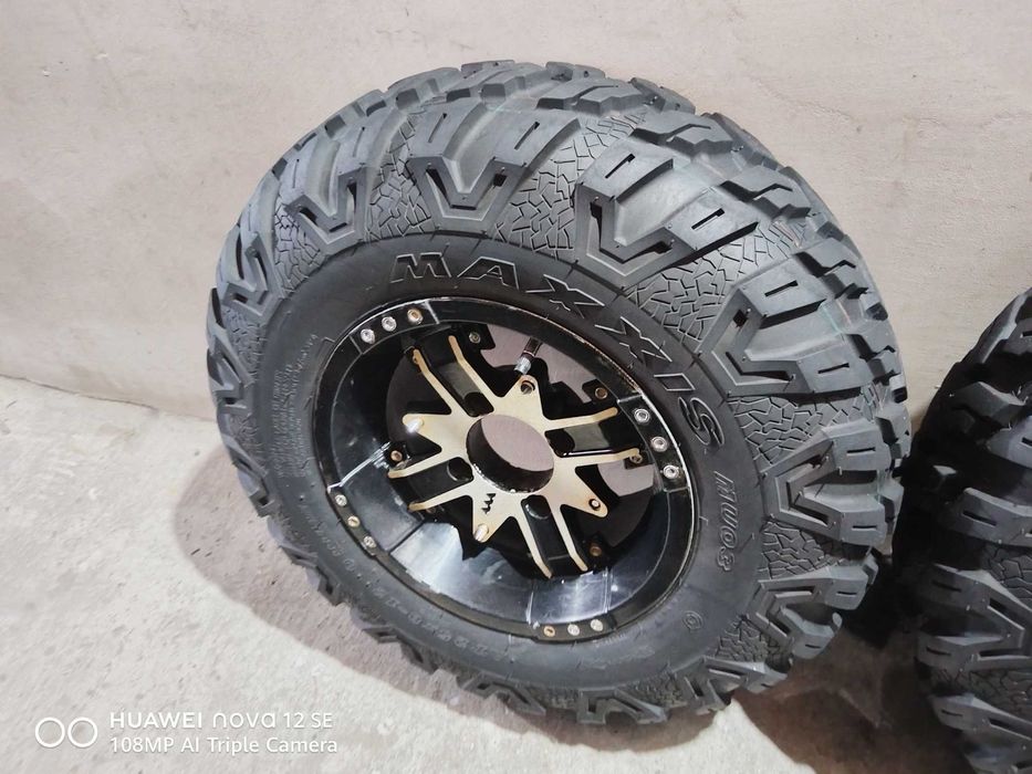 Джанти с гуми за АТВ 12цола