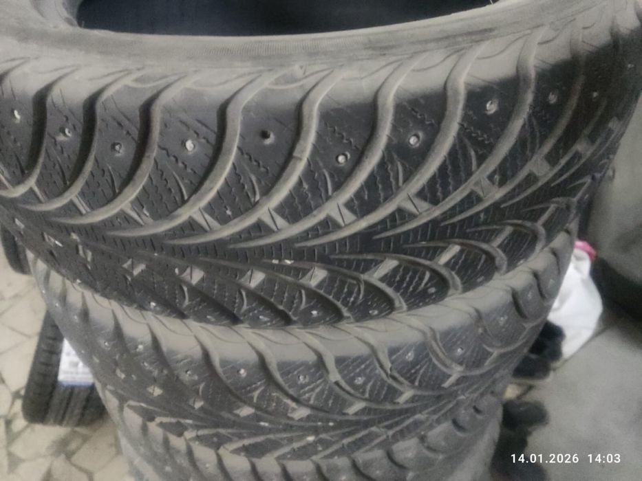 Зимние шины 185/60R15