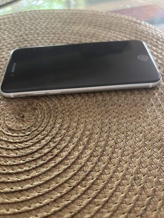 IPhone SE white 64