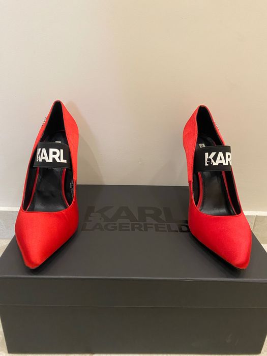Karl Lagerfeld сатенени обувки на ток