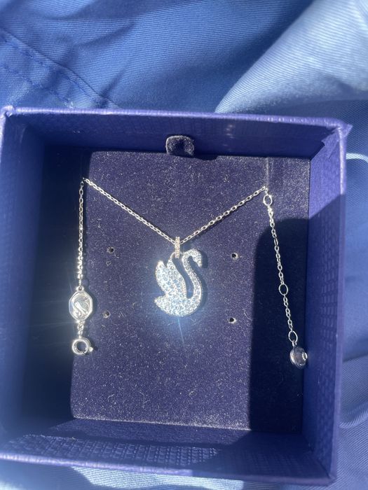 Ожерелье Swarovski «Лебедь» (Dancing Swan / Iconic Swan)