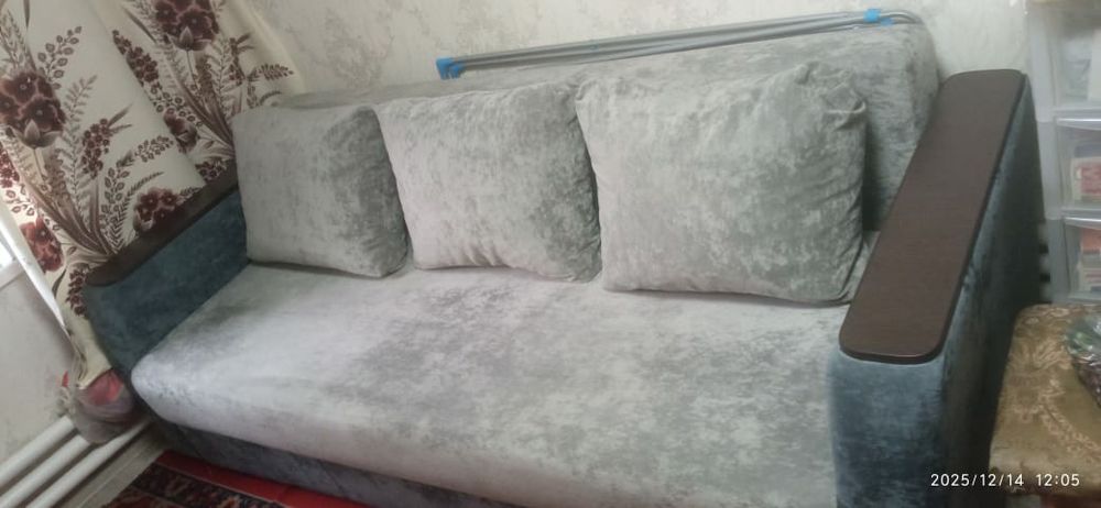 Продам отличный диван