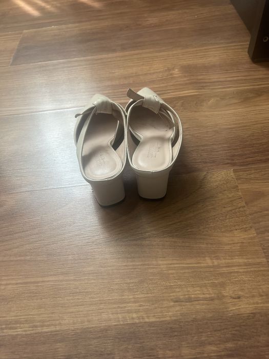 продам красовки размер 36