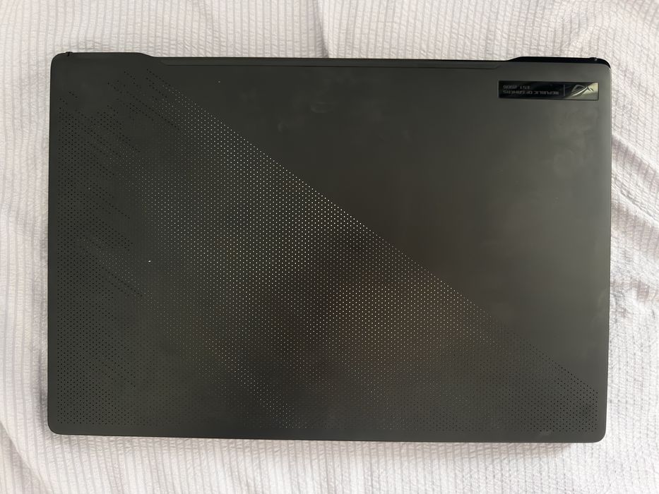asus rog zephyrus g16 2023