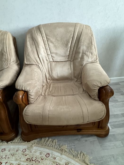 Диван и 2 кресла