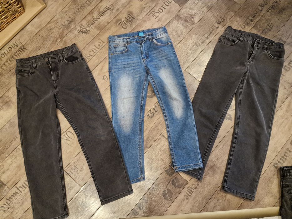 Всичко по 5 лв. Размер 134-140см момче