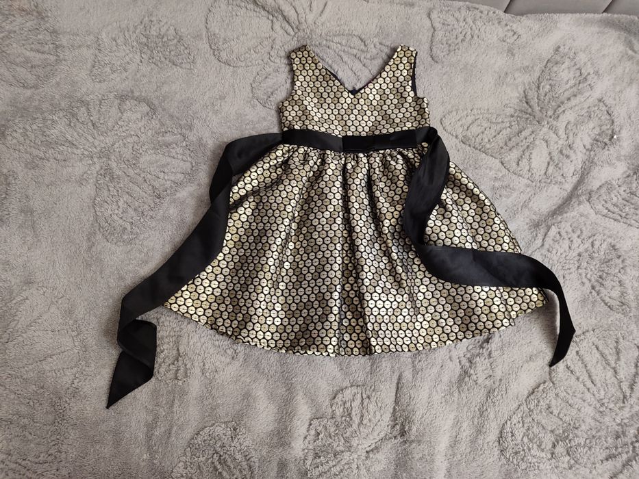 Продаются детские платья