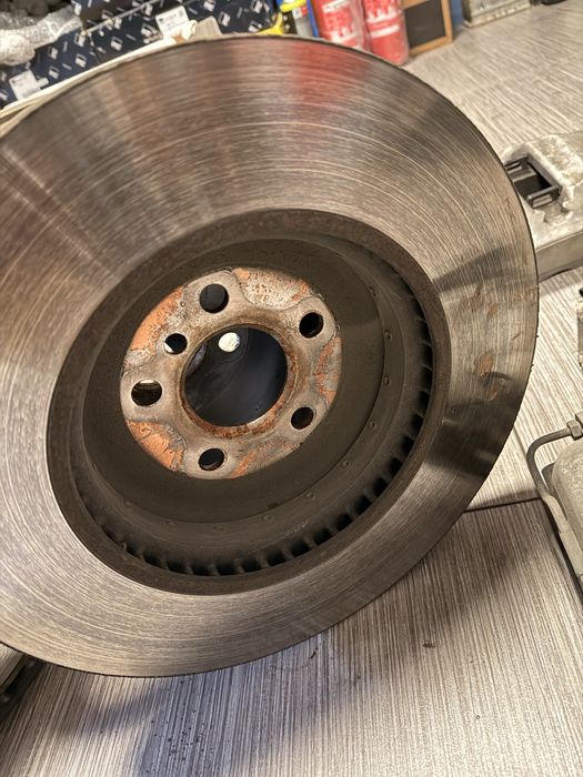 Оригинална спирачна система за BMW G30 – пълен комплект (предни/задни)