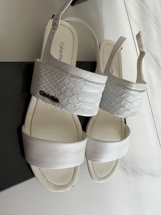 Бели сандали Calvin Klein