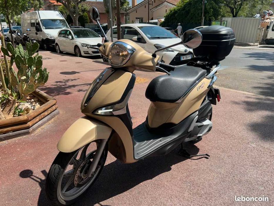 Piaggio liberty Пиаджо Либерти 50 125 150 200 всички години Скутер мотопед НА ЧАСТИ