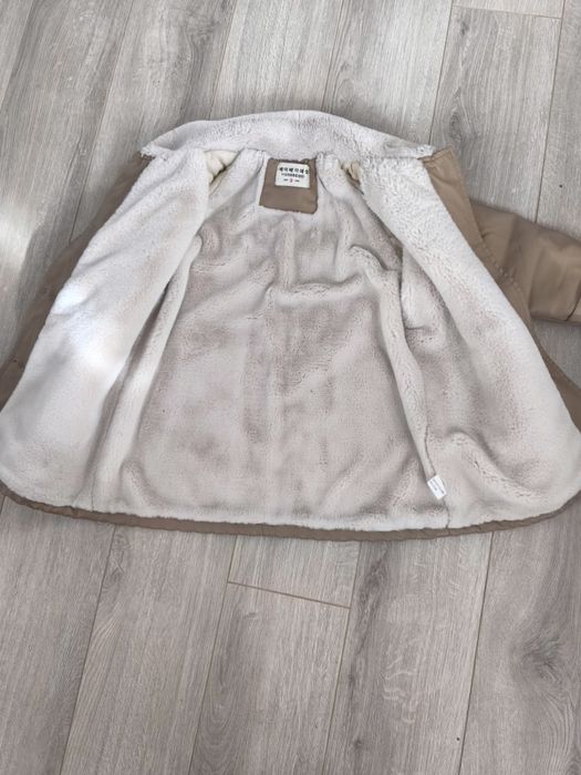 Дублёнка на девочку 4-5лет