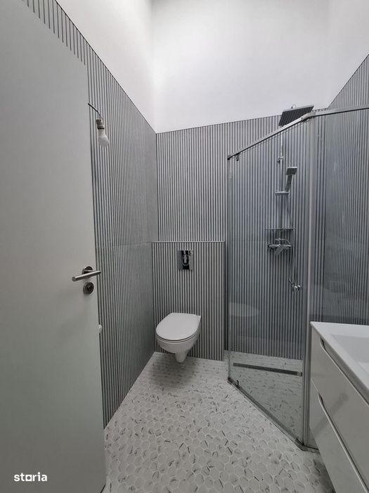 Studio in Vila , Centrala Proprie , Totul Nou L354