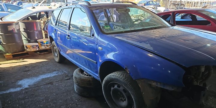 Buton incalzire scaun fata stanga Volkswagen VW Golf a 4-a generatie