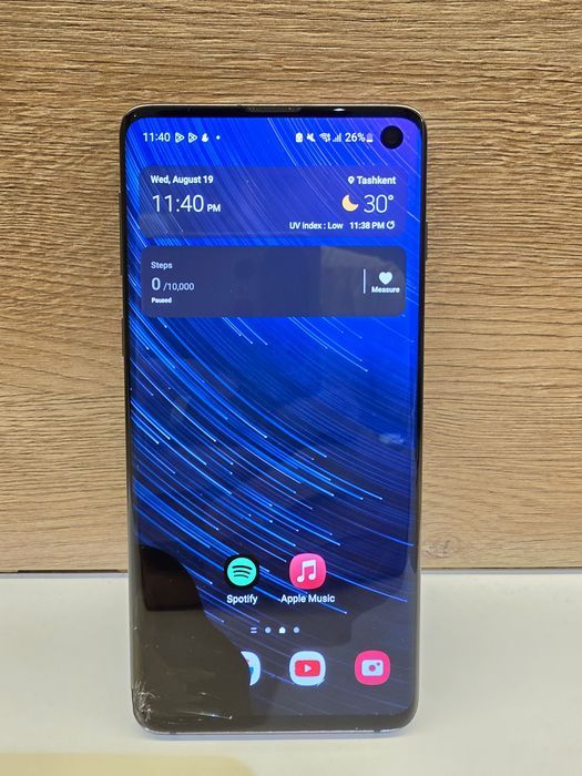 Samsung Galaxy S10 8/128GB (на запчасти разбит экран)