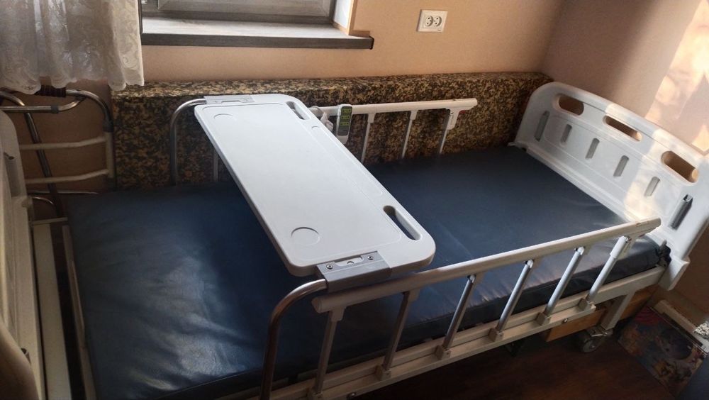 Кровать  медицинская трансформер