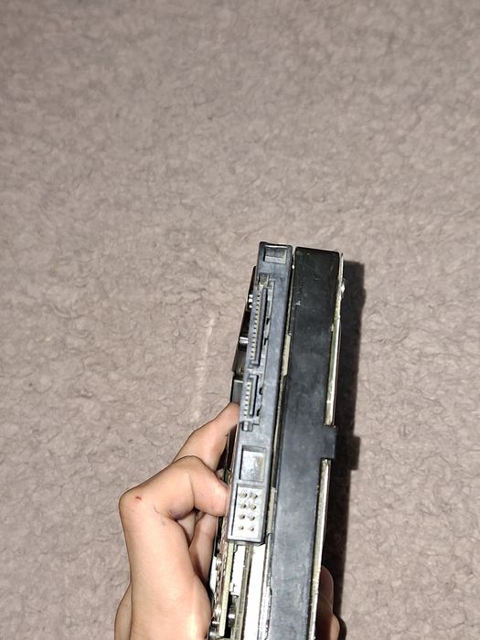 hard disk intern Western Digital Caviar Green de 500GB.