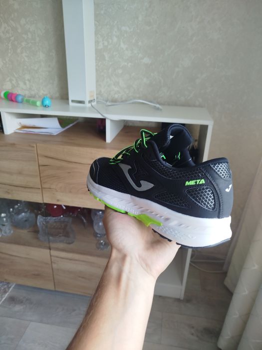 Кроссовки Joma размер 43(28см)