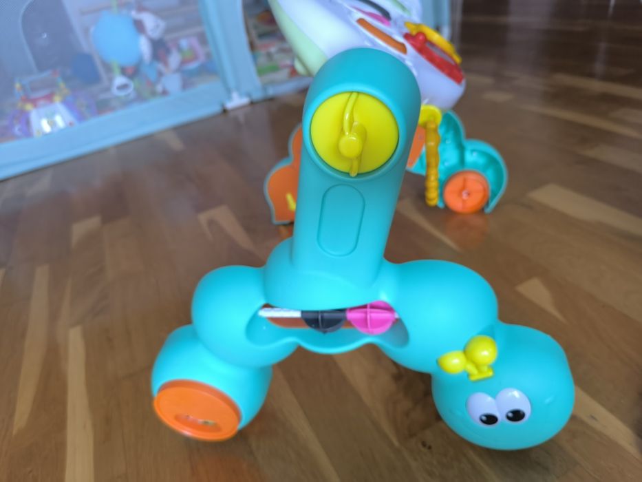 Antemergator -centru de activități grow with me