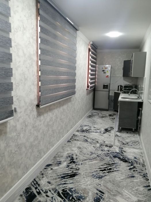 Продам 2 ком Юнусабад 18 квартал кирпич