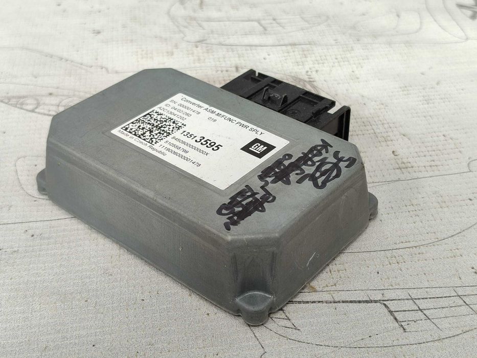 Modul convertor alimentare Opel Astra K COD: 13513595 2019 / [2015-2021] / (5G3)