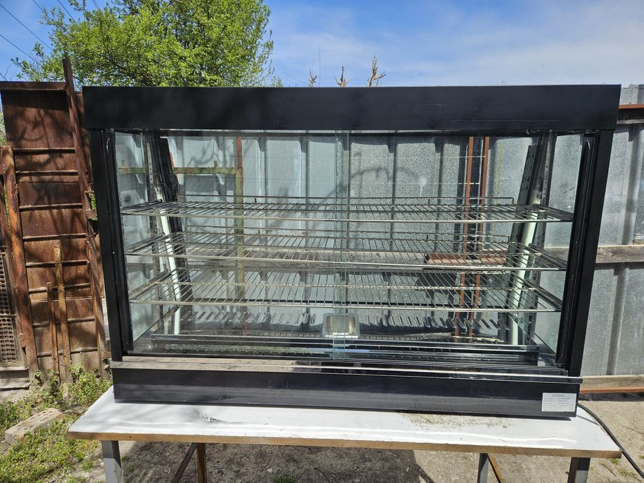 Топла Витрина Бен-мари със сух нагревател отдолу със ваничка за Вода за създаване на Пара 1.20/50/85см.