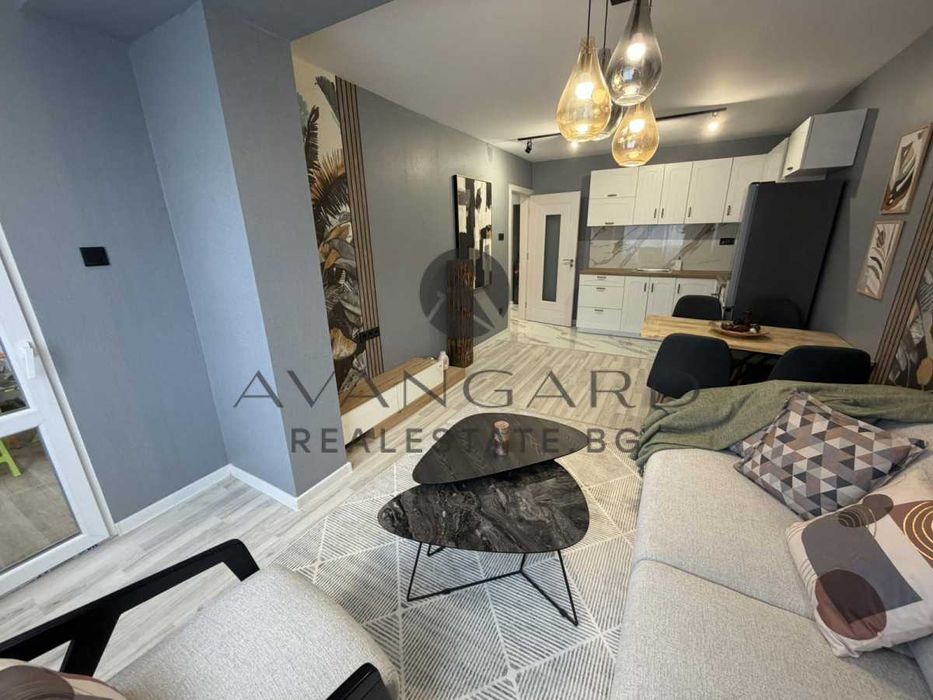 Продава се Тристаен апартамент в Пловдив, Кършияка - 78 кв.м за 1045 €/кв.м - Снимка #2