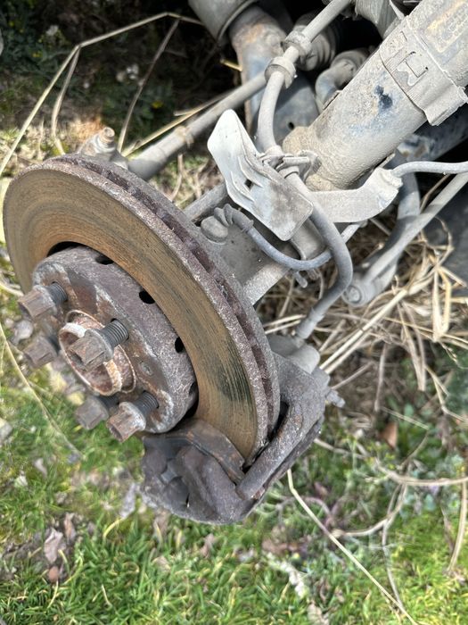 Amortizoare fata / fuzete stanga / drepata , etrier Skoda Fabia