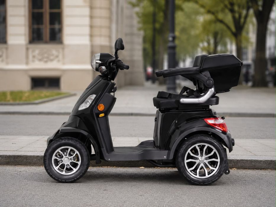Scuter electric 4 roți NOU – fără permis – 2.600 lei