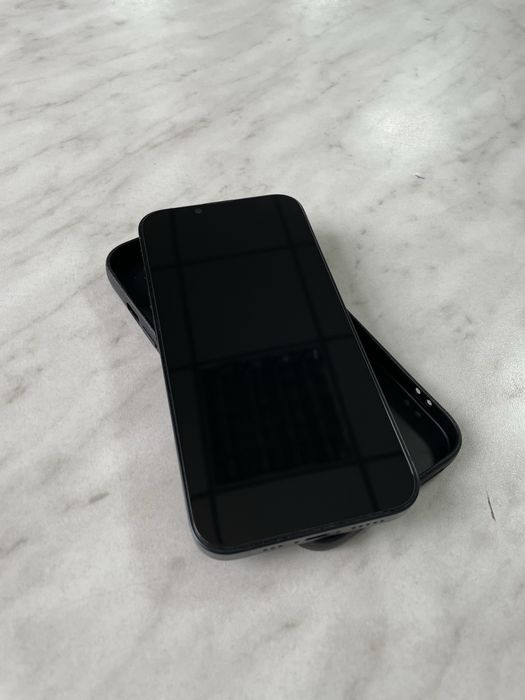 Iphone 14 в идельном состоянии